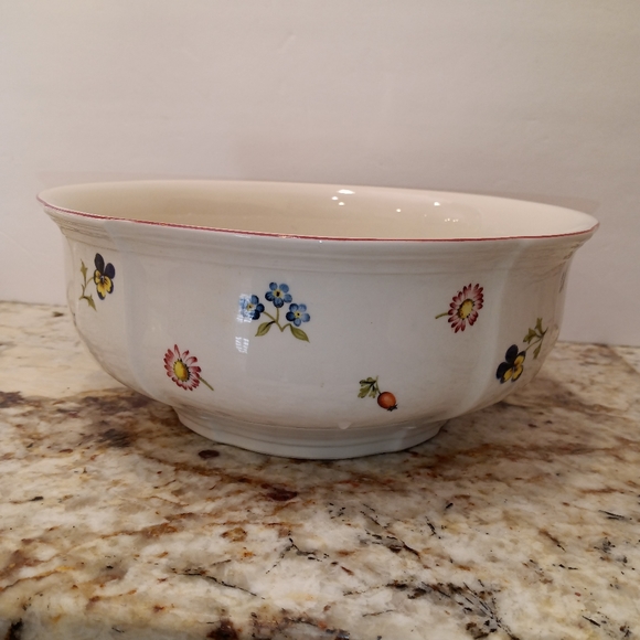 VILLEROY & BOCH Petite Fleur Premium Porcelain 6" Cereal Bowl Anno 1748 - Picture 2 of 8